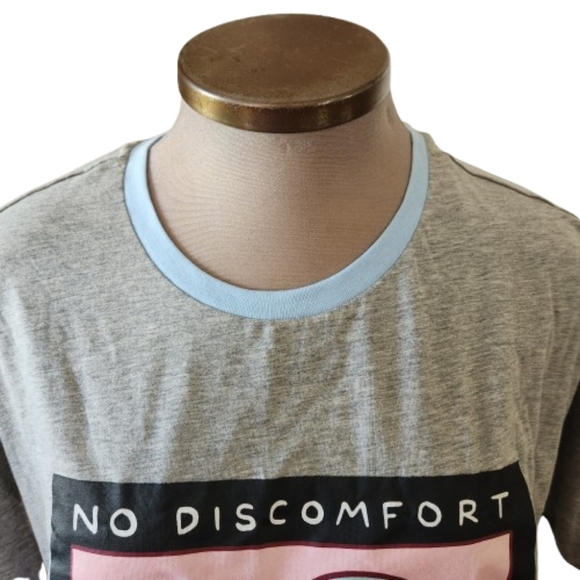 STRANGE PLANET ☆ NO DISCOMFORT - NO EXPANSION ☆ RINGER TEE ☆ 3XL ☆ NWOT - Picture 3 of 9